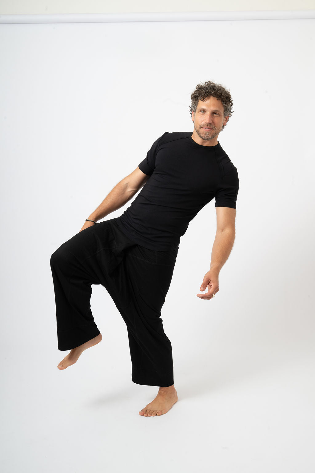 Mens Muscle T-shirt with raw seam