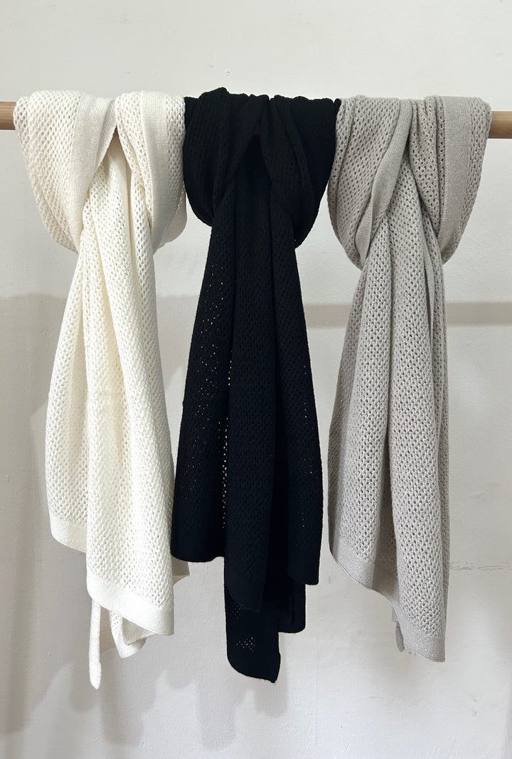 Long Cashmere mesh scarf
