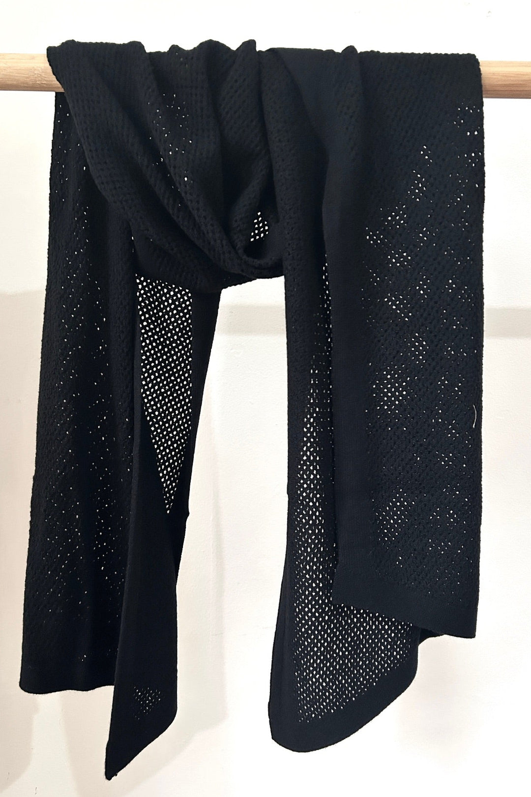 Long Cashmere mesh scarf